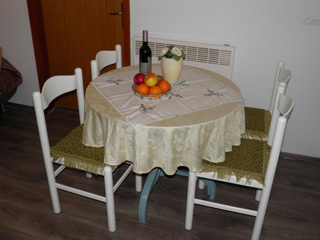 Apartment Nevia A/5 Porec Exterior photo
